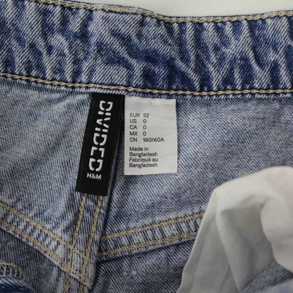 H&M Graffiti ultra High Waisted Wide Leg Jeans Size 0 / inseam 32 - Picture 14 of 15